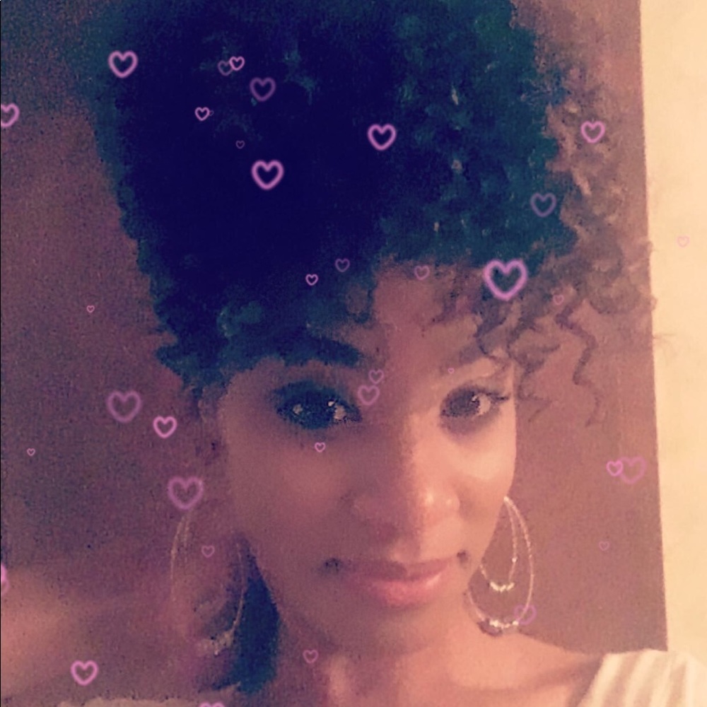 Meet your Posher, Erika